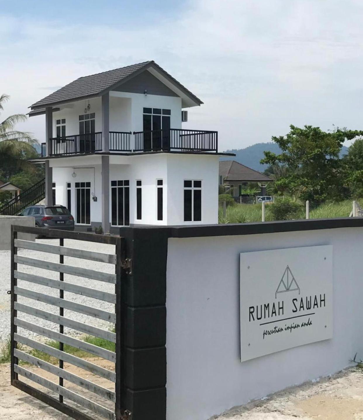 Rumah Sawah Homestay Пасир Путе Екстериор снимка